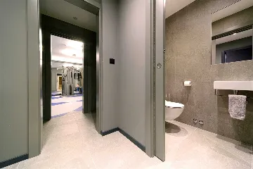 Villa in Marina with Heated Pool for 8 Guests