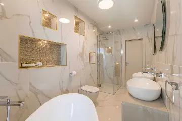 Kaštel Kambelovac Villa with Heated Private Pool