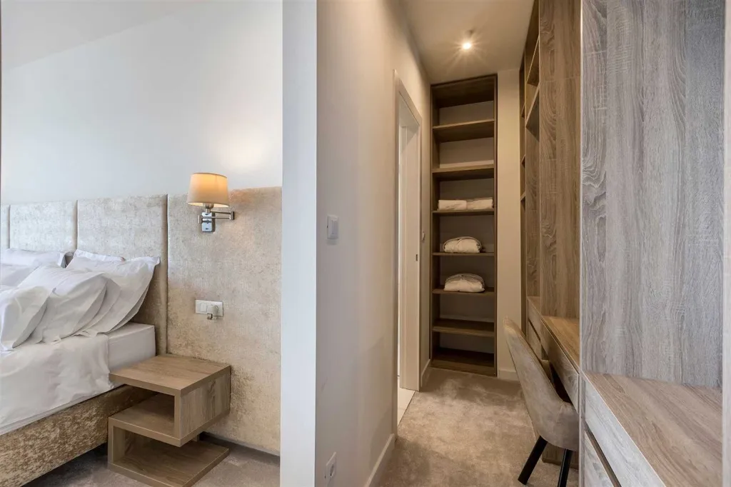 Kaštel Kambelovac Villa with Heated Private Pool