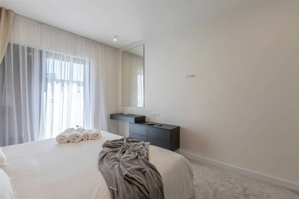 Kaštel Kambelovac Villa with Heated Private Pool
