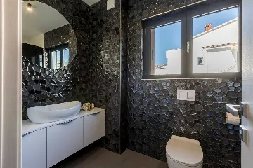 Kaštel Kambelovac Villa with Heated Private Pool