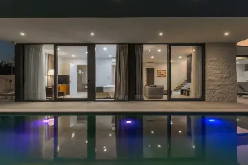 Rogoznica Seafront Villa for 10 with Heated Pool