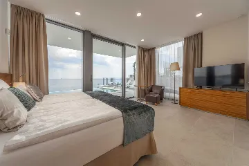 Rogoznica Seafront Villa for 10 with Heated Pool