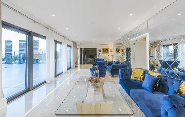 Kaštelir Villa for Up to 10 Guests