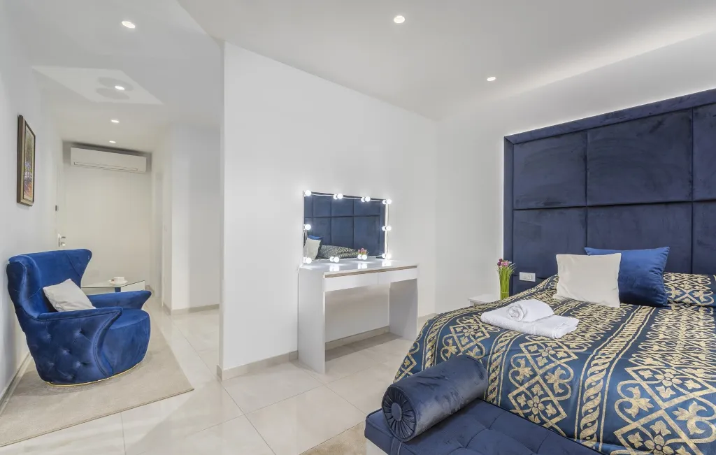 Kaštelir Villa for Up to 10 Guests