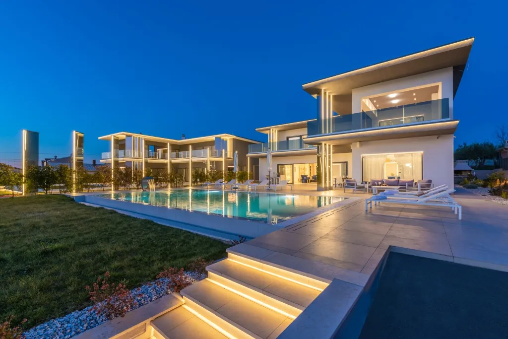Kaštelir Villa for Up to 10 Guests