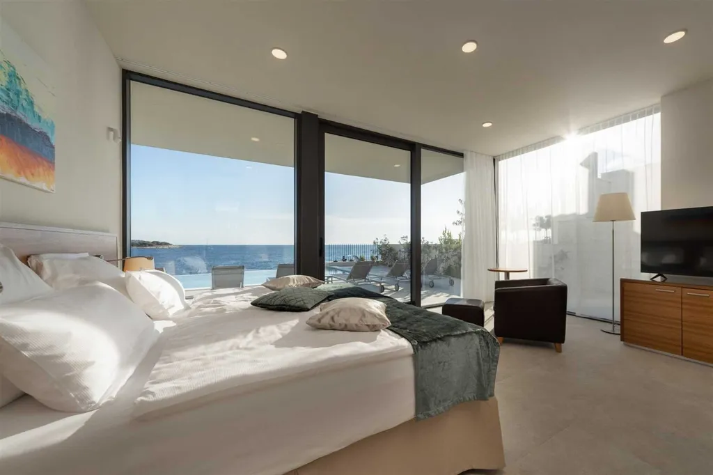 Seafront Villa in Rogoznica for 10 Guests