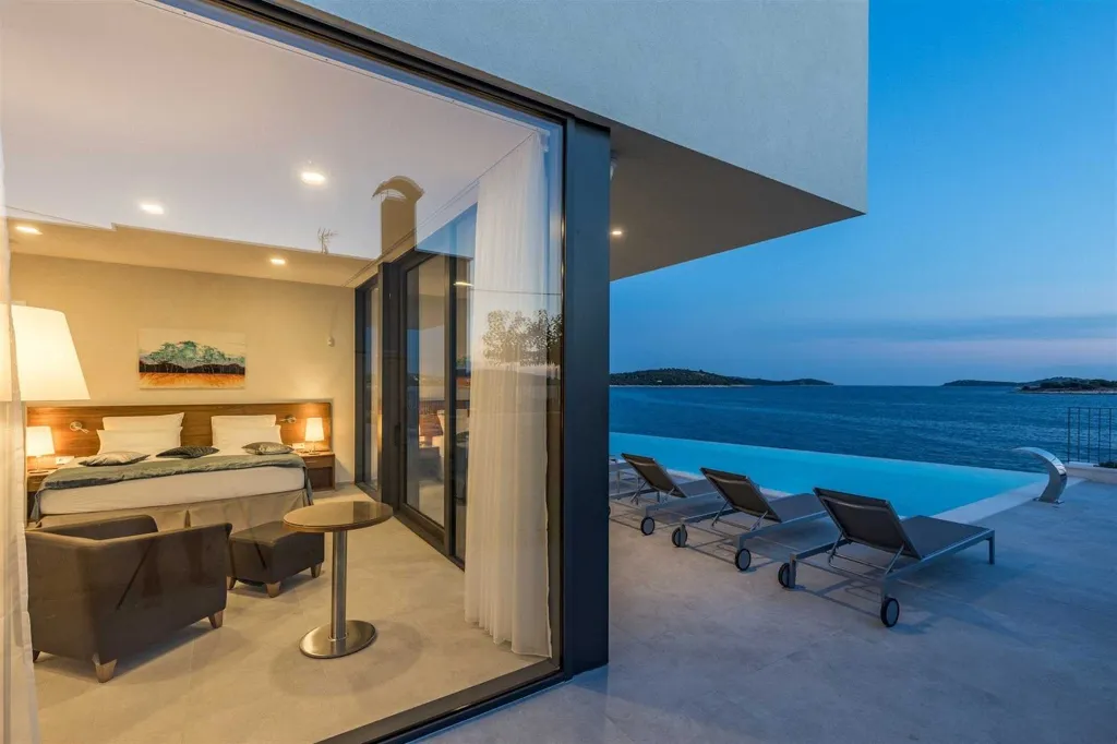 Seafront Villa in Rogoznica for 10 Guests