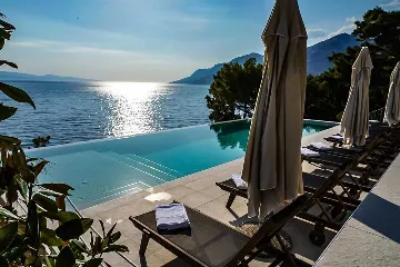 9-Bedroom Villa with Private Pool in Brela