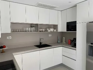 9-Bedroom Villa with Private Pool in Brela