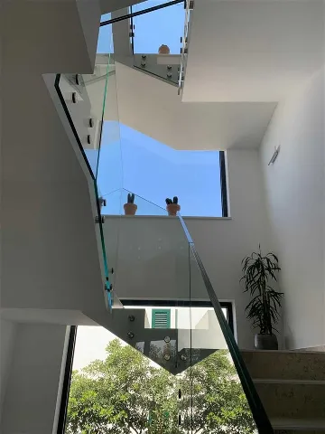 9-Bedroom Villa with Private Pool in Brela