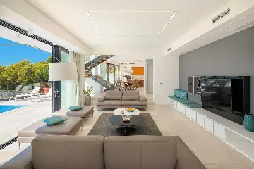 Hvar Villa with Heated Infinity Pool for 8