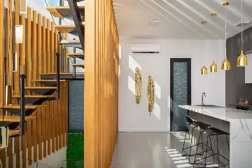 4-Bedroom Villa with Infinity Pool in Vinišće