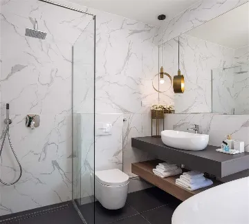 4-Bedroom Villa with Infinity Pool in Vinišće