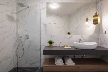 4-Bedroom Villa with Infinity Pool in Vinišće