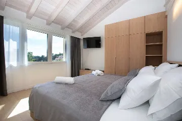 Cavtat 3-Bedroom Villa with Heated Pool