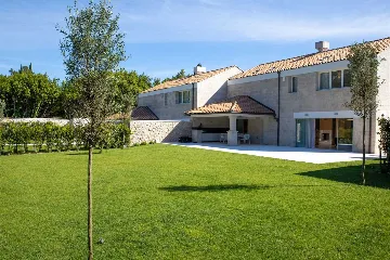 Cavtat 3-Bedroom Villa with Heated Pool