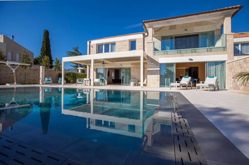 Cavtat 3-Bedroom Villa with Heated Pool