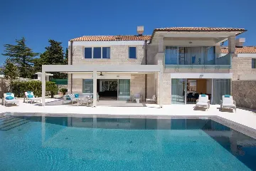 Cavtat 3-Bedroom Villa with Heated Pool
