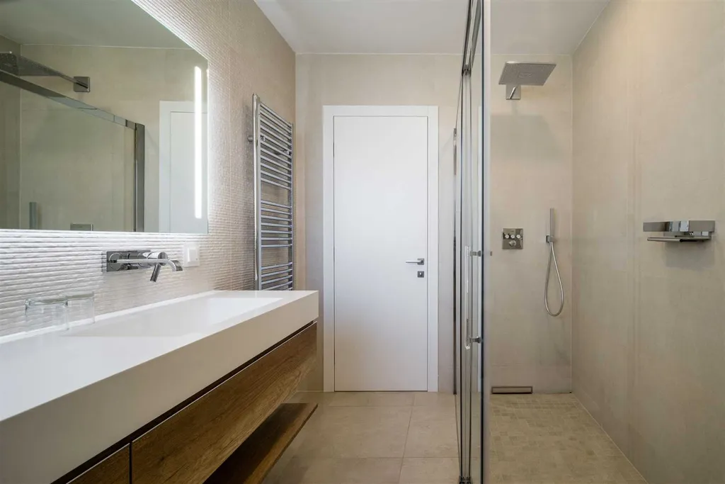 Modern Heated-Pool Villa in Čiovo (Slatine)