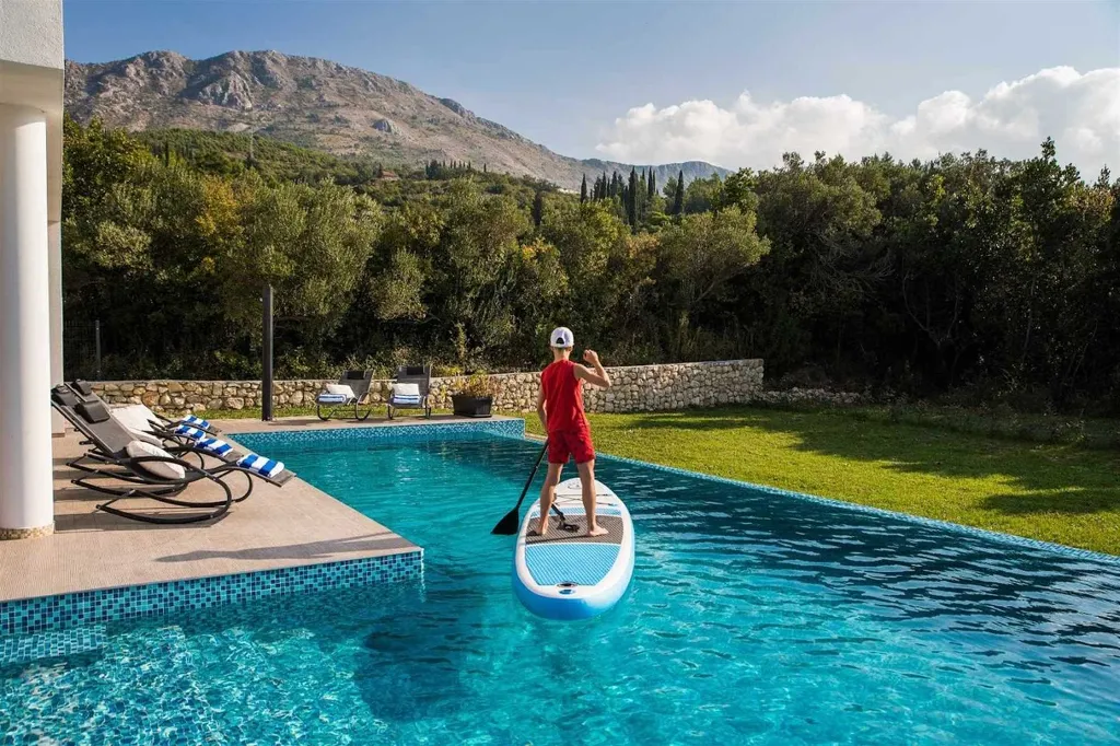 Mlini Villa with Private Pool for up to 12 Guests