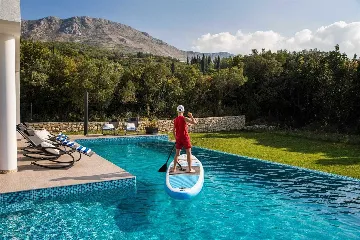 Mlini Villa with Private Pool for up to 12 Guests