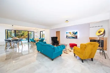 Mlini Villa with Private Pool for up to 12 Guests