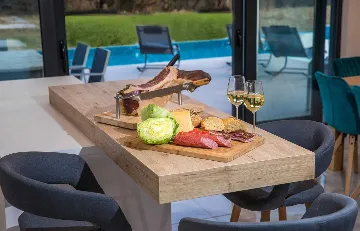 Mlini Villa with Private Pool for up to 12 Guests