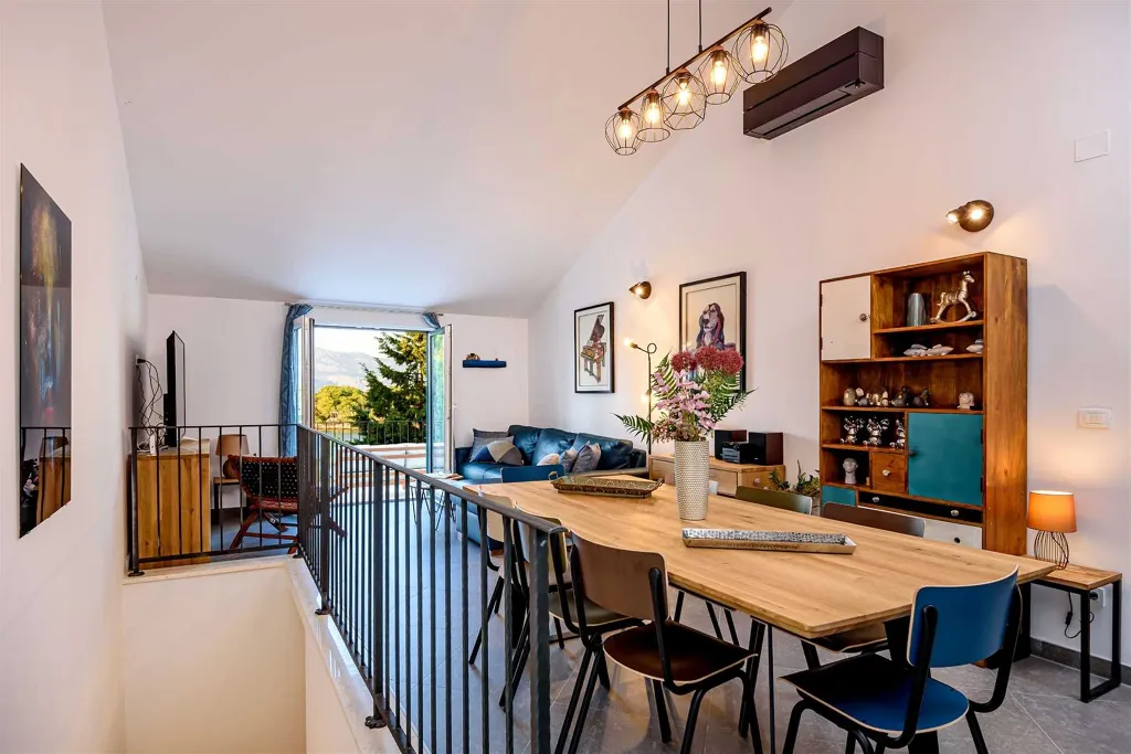 Seafront Villa in Splitska for 8 Guests