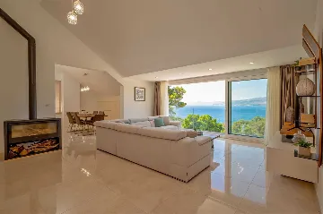 Villa in Pučišća for up to 12 with Heated Pool