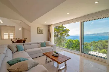 Villa in Pučišća for up to 12 with Heated Pool