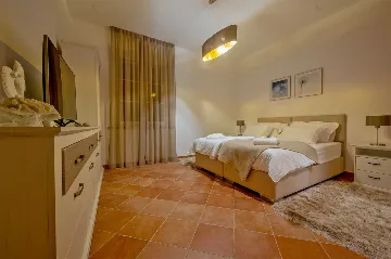 Villa in Pučišća for up to 12 with Heated Pool