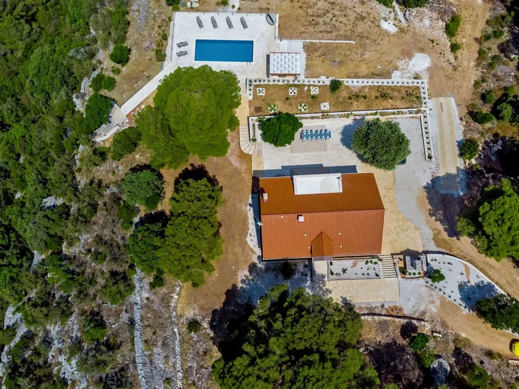 Villa in Pučišća for up to 12 with Heated Pool