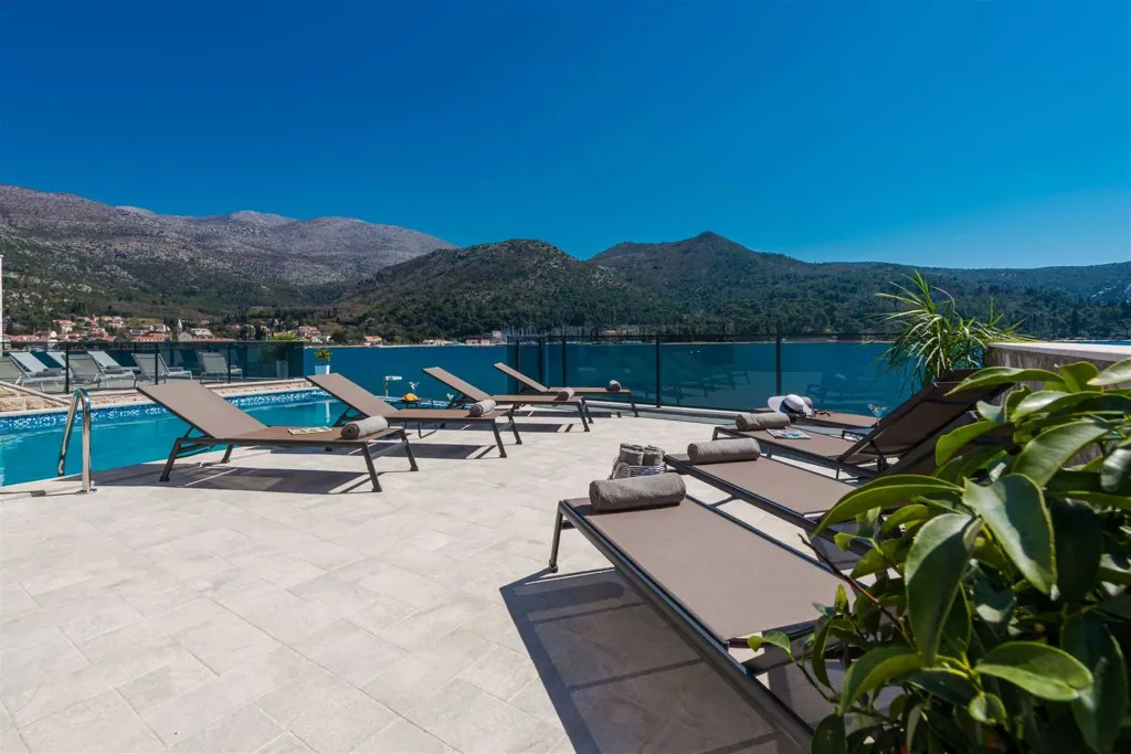 Seafront Villa in Dubrovnik for Up to 12 Guests