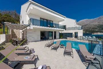 Seafront Villa in Dubrovnik for Up to 12 Guests