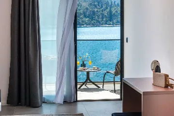 Seafront Villa in Dubrovnik for Up to 12 Guests