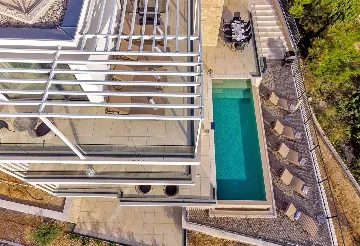 Promajna Villa for 8 Guests with Heated Pool