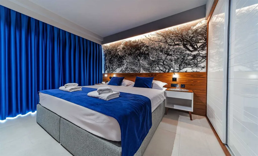 Promajna Villa for 8 Guests with Heated Pool