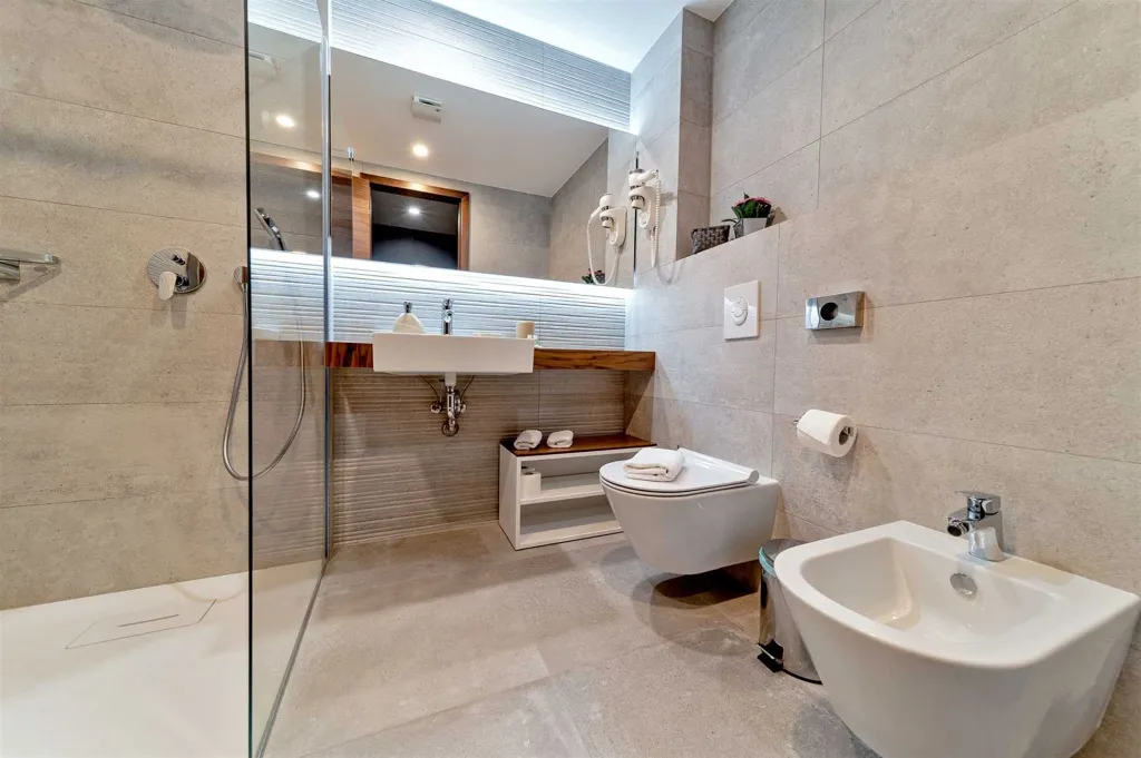 Promajna Villa for 8 Guests with Heated Pool