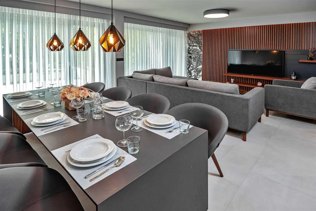 Promajna Villa for 8 Guests with Heated Pool