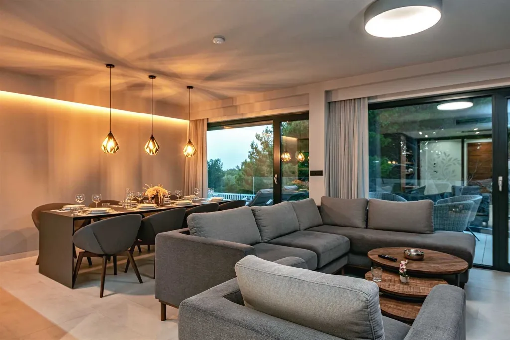 Promajna Villa for 8 Guests with Heated Pool