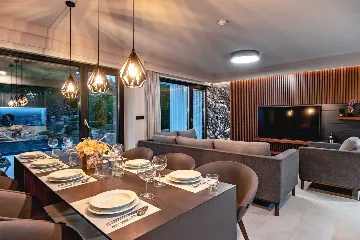 Promajna Villa for 8 Guests with Heated Pool