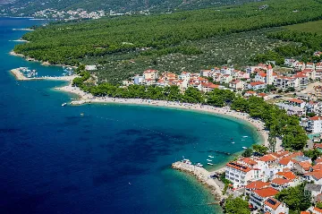 Promajna Villa for 8 Guests with Heated Pool