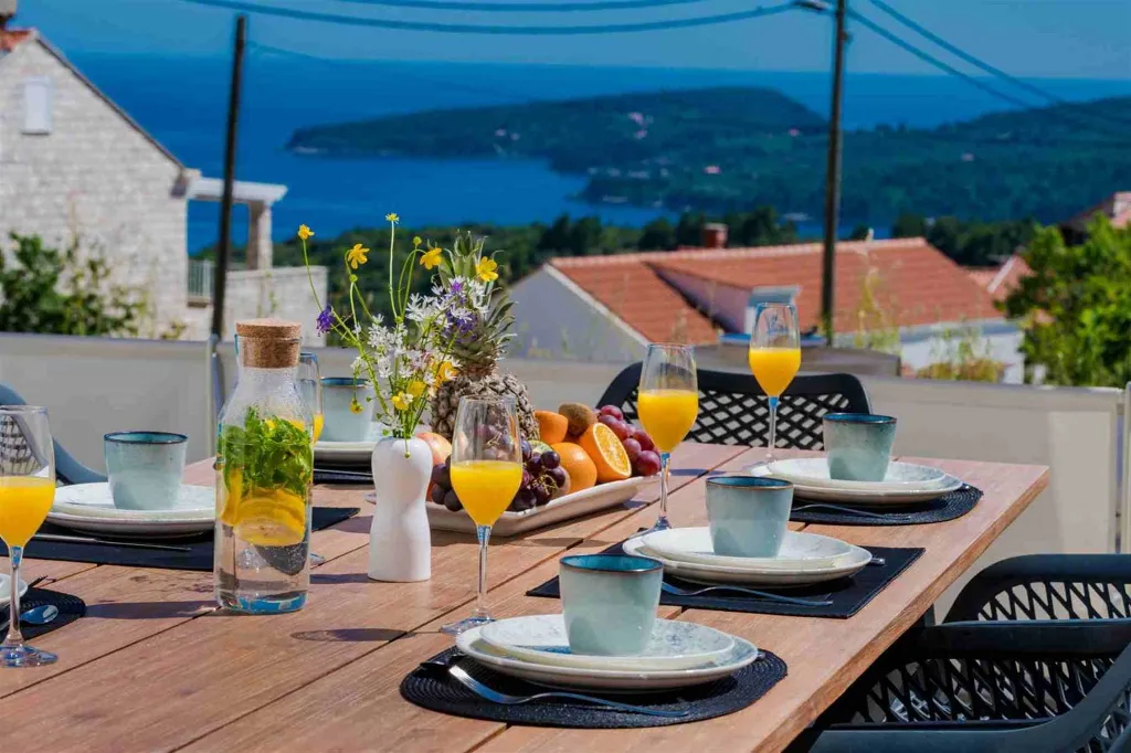 Modern 4-Bedroom Villa in Orašac for 8 Guests