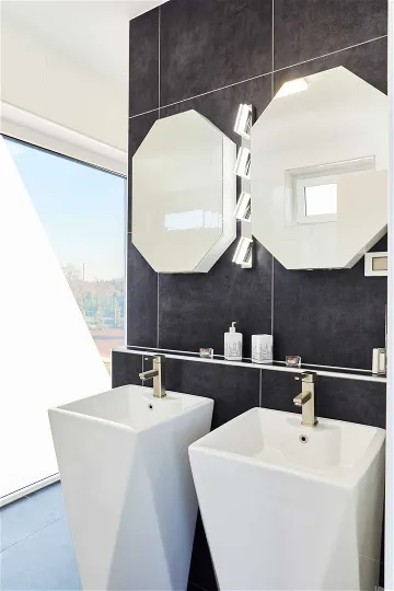 5-Bedroom Villa in Vodnjan for Up to 14 Guests