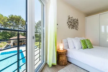 5-Bedroom Villa in Vodnjan for Up to 14 Guests