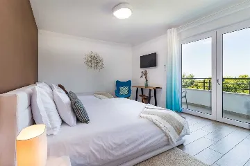 5-Bedroom Villa in Vodnjan for Up to 14 Guests