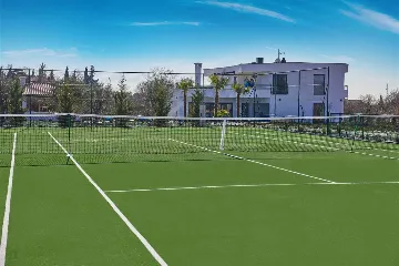 5-Bedroom Villa in Vodnjan for Up to 14 Guests