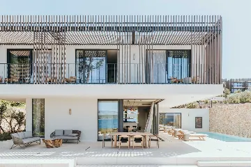 Stari Grad 4-Bedroom Villa for Up to 8 Guests