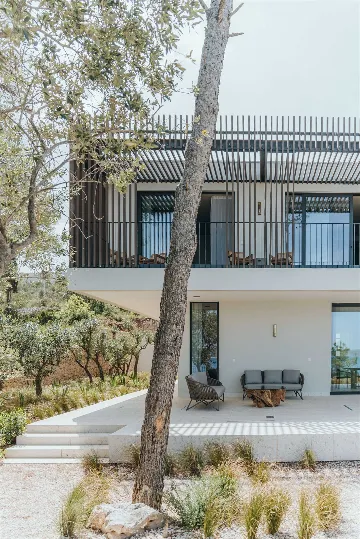 Stari Grad 4-Bedroom Villa for Up to 8 Guests